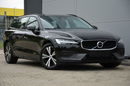 Volvo V60 Czarne Zarejestrowane 2.0B3 Mild Hybrid Serwis As.pasa Czytanie znaków zdjęcie 16