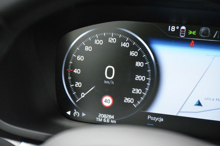 Volvo V60 Czarne Zarejestrowane 2.0B3 Mild Hybrid Serwis As.pasa Czytanie znaków zdjęcie 34