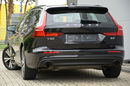 Volvo V60 Czarne Zarejestrowane 2.0B3 Mild Hybrid Serwis As.pasa Czytanie znaków zdjęcie 7