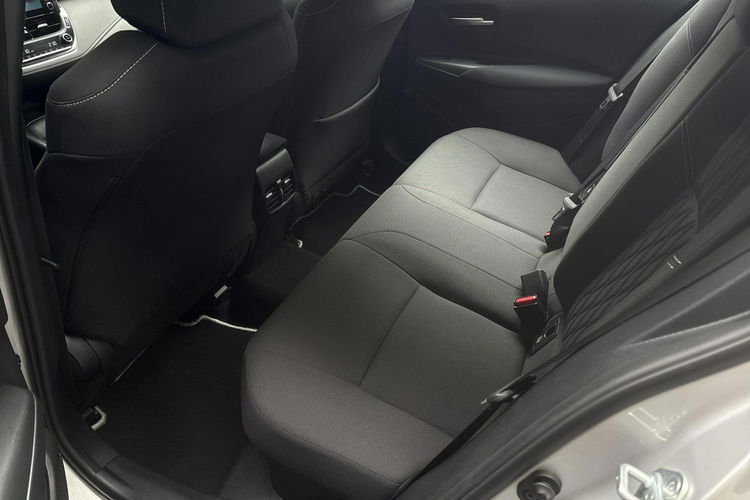 Toyota Corolla 1.8 Hybrid 122KM COMFORT TECH, salon Polska, gwarancja, FV23% zdjęcie 11
