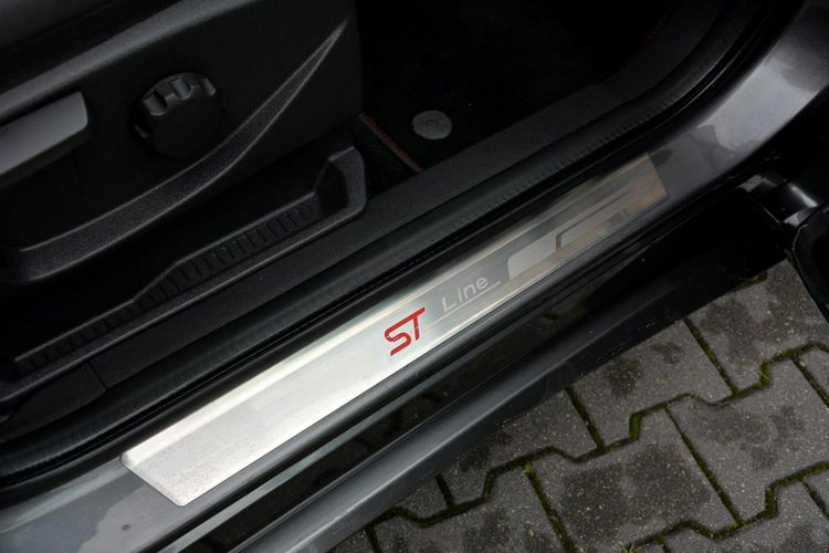 Kuga 105 tys km Lift ST-Line Navi Ledy Skóry El. klapa ParkAssist ASO FORD zdjęcie 20