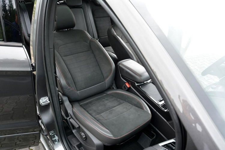 Kuga 105 tys km Lift ST-Line Navi Ledy Skóry El. klapa ParkAssist ASO FORD zdjęcie 22