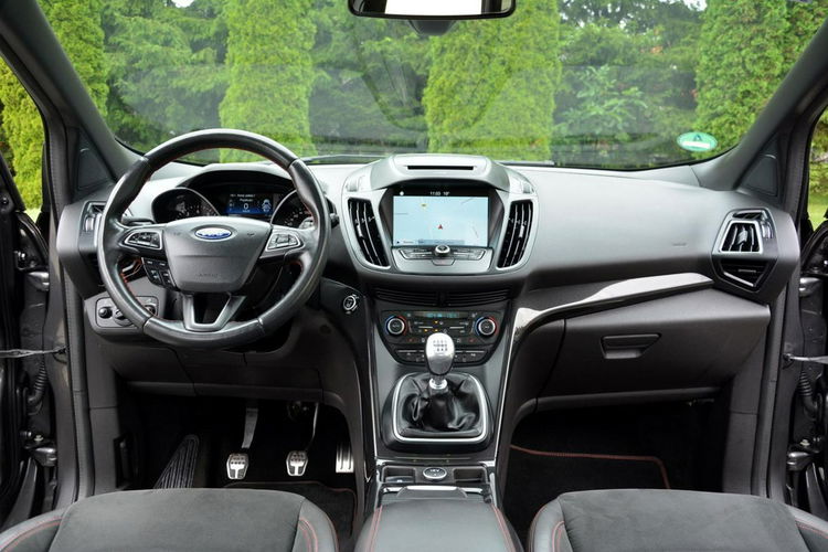 Kuga 105 tys km Lift ST-Line Navi Ledy Skóry El. klapa ParkAssist ASO FORD zdjęcie 28