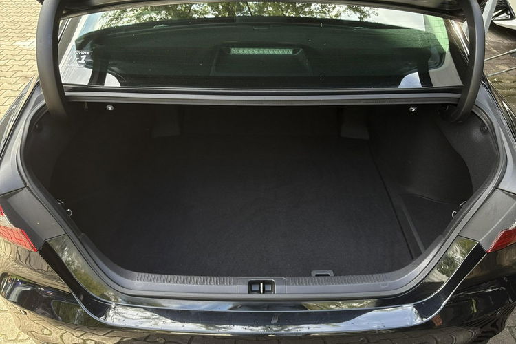 Toyota Camry 2.5 HSD 218KM EXECUTIVE, gwarancja, FV23% zdjęcie 12