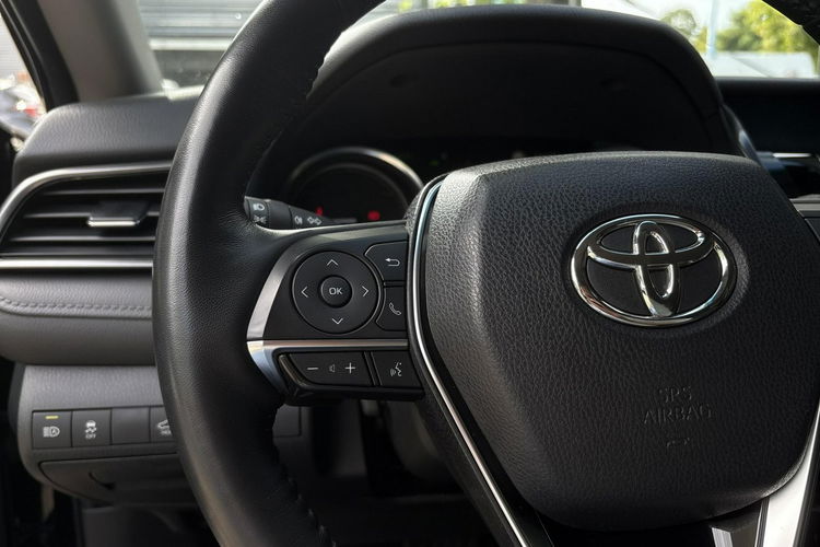 Toyota Camry 2.5 HSD 218KM EXECUTIVE, gwarancja, FV23% zdjęcie 25
