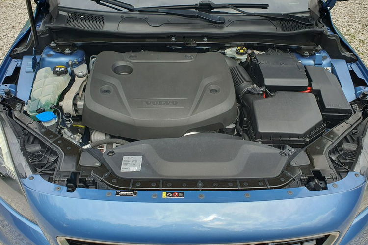 Volvo V40 2.0 D2 120KM # rDesign # NAVI # BiXenon # Skóra # Alkantara # IGIEŁKA zdjęcie 31
