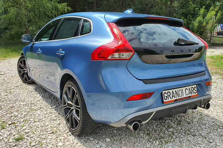 Volvo V40 2.0 D2 120KM # rDesign # NAVI # BiXenon # Skóra # Alkantara # IGIEŁKA zdjęcie 4