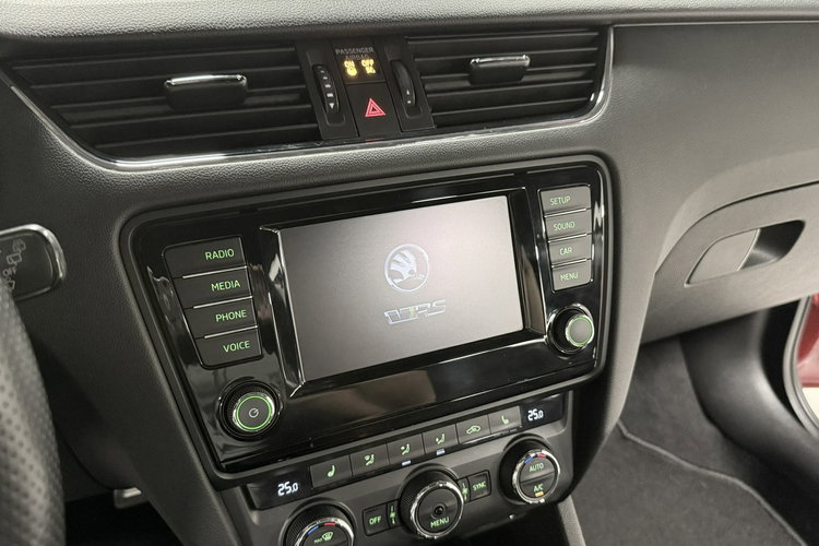 Skoda Octavia 2.0TDI 184KM RS CHALLENGE DSG VRS Mode Navi Bi-Xenon zdjęcie 15