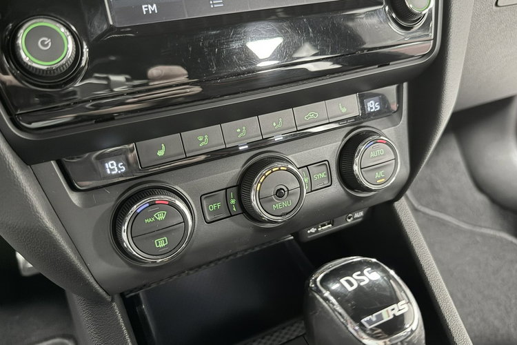 Skoda Octavia 2.0TDI 184KM RS CHALLENGE DSG VRS Mode Navi Bi-Xenon zdjęcie 19