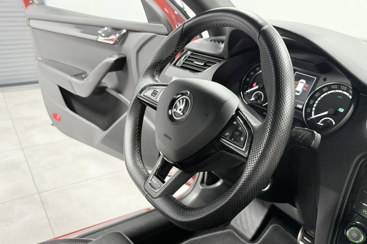 Skoda Octavia 2.0TDI 184KM RS CHALLENGE DSG VRS Mode Navi Bi-Xenon zdjęcie 27