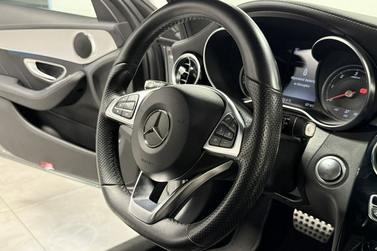 Mercedes C 250 2.2CDi 204KM AMG line Dach panoramiczny 4MATIC Keyless COMAND zdjęcie 25