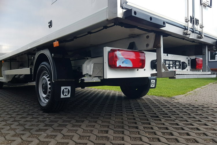 Volkswagen Crafter 3.140 MAN TGE 8EP CHŁODNIA AGREGAT 4.20x2.10x2.20 IZOTERMA GRZANIE zdjęcie 23