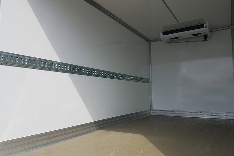 Volkswagen Crafter 3.140 MAN TGE 8EP CHŁODNIA AGREGAT 4.20x2.10x2.20 IZOTERMA GRZANIE zdjęcie 27