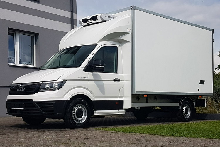 Volkswagen Crafter 3.140 MAN TGE 8EP CHŁODNIA AGREGAT 4.20x2.10x2.20 IZOTERMA GRZANIE zdjęcie 40