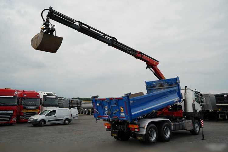 Renault C 440 / 6x4 / WYWROTKA /+ HDS PALFINGER pk 19.001 sld / HARDOX / HYDROBURTA / STEROWANIE RADIOWE/ CHWYTAK /OPONY 100% / PO KONTRAKCIE SERWISOWYM zdjęcie 9