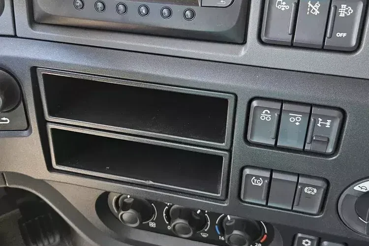 DAF XF 440 SC zdjęcie 30