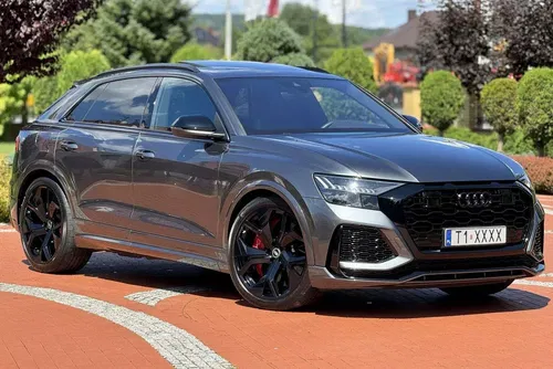 Audi rs-q8