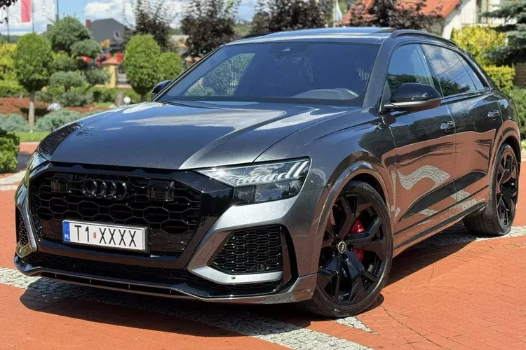 Audi rs-q8 zdjęcie 2