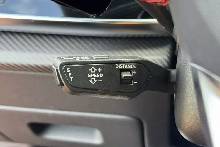 Audi rs-q8 zdjęcie 23