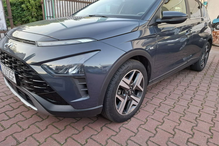 Hyundai Bayon Unikatowy. Benzyna / Hybryda. Manual. Niski, Oryginalny Przebieg. zdjęcie 1