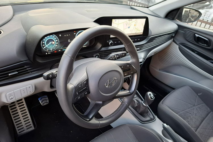 Hyundai Bayon Unikatowy. Benzyna / Hybryda. Manual. Niski, Oryginalny Przebieg. zdjęcie 11