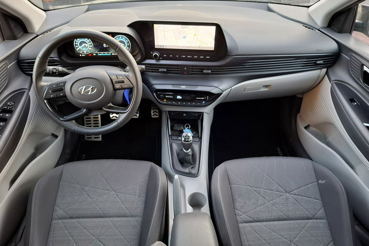 Hyundai Bayon Unikatowy. Benzyna / Hybryda. Manual. Niski, Oryginalny Przebieg. zdjęcie 19