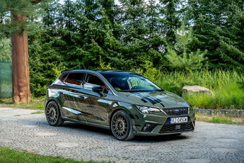 Seat Ibiza Salon Polska / Felgi OZ RACING / Sprężyny K&W / Przeszyty środek