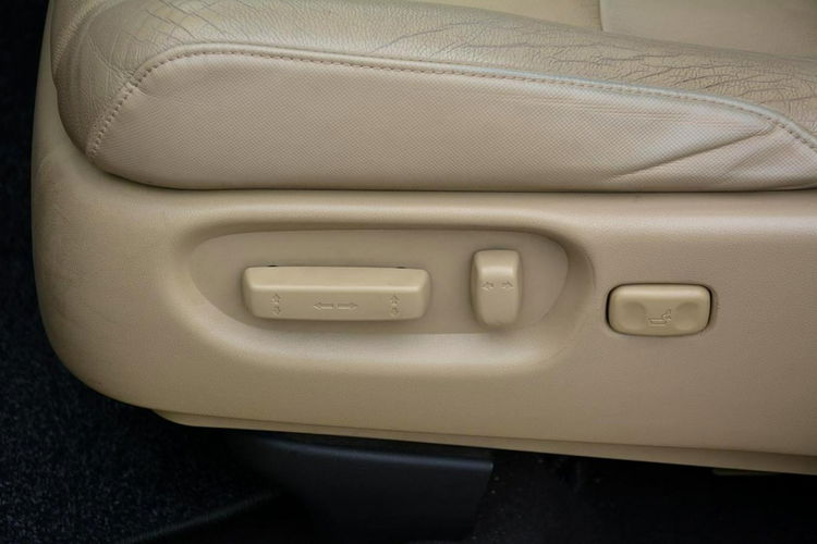 CR-V Lift Executive Panorama Navi Xenon Skóry 2xParktronik ASO Honda zdjęcie 22