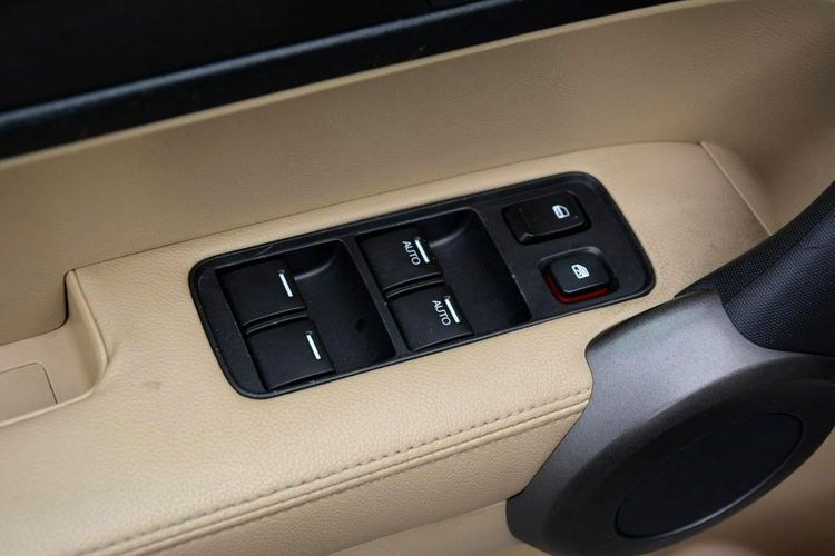 CR-V Lift Executive Panorama Navi Xenon Skóry 2xParktronik ASO Honda zdjęcie 32