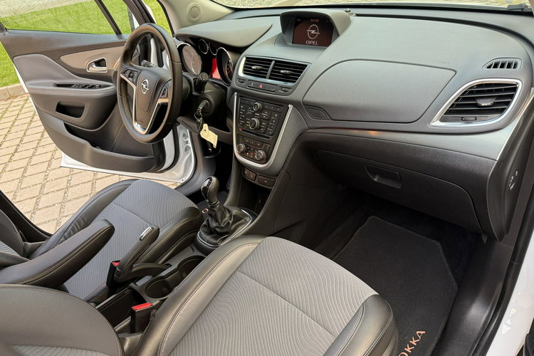 Opel Mokka 4x4 . Kamera cof. Navi. Klimatronik zdjęcie 25