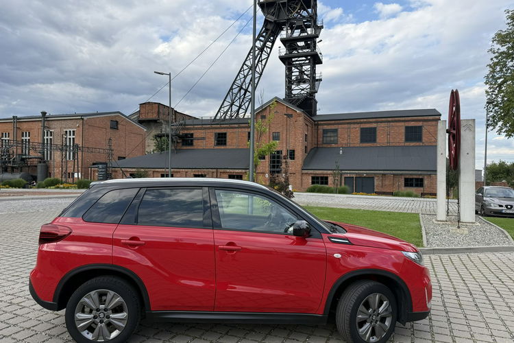 Suzuki Vitara Salon Polska. Grzane fotele. Kamera cofania. zdjęcie 5