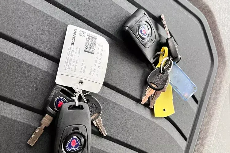 P360 scania po kontrakcie złotym idealny stan chłodnia mroźnia T-1000R 370Tkm 6x2/4 zdjęcie 34