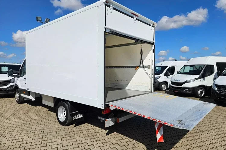 Ford transit Kontener 8 ePAL 69999zł NETTO 2.0 TdCi/131KM zdjęcie 13