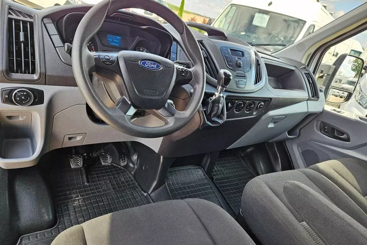 Ford transit Kontener 8 ePAL 69999zł NETTO 2.0 TdCi/131KM zdjęcie 19