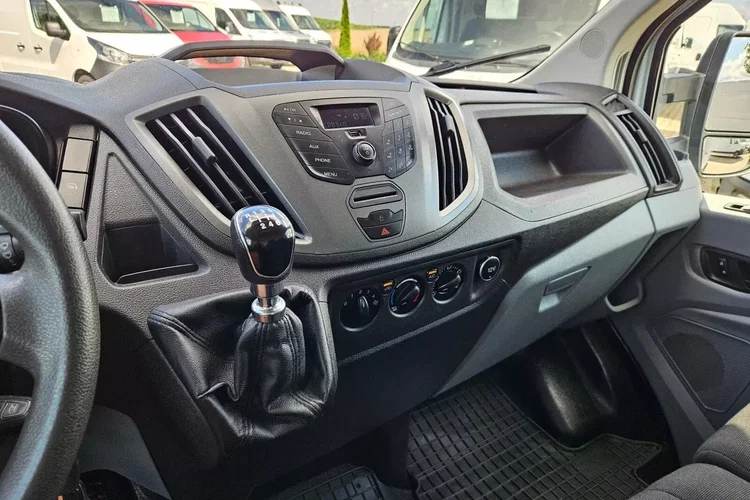 Ford transit Kontener 8 ePAL 69999zł NETTO 2.0 TdCi/131KM zdjęcie 24