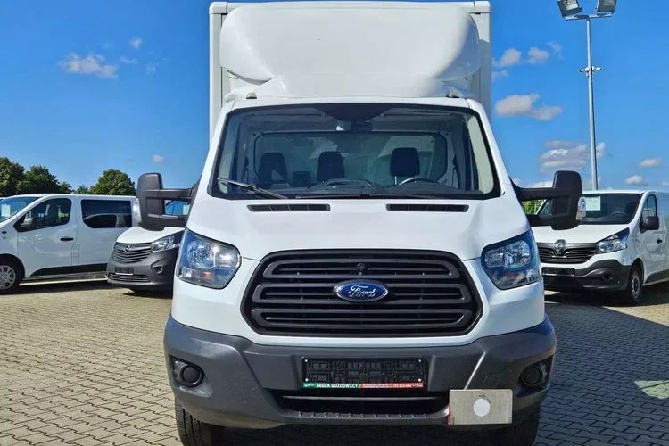 Ford transit Kontener 8 ePAL 69999zł NETTO 2.0 TdCi/131KM zdjęcie 4