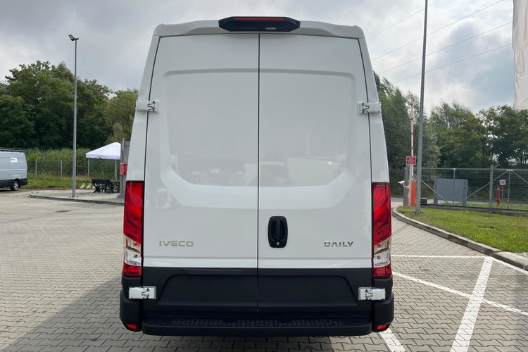 IVECO Daily 35S18H V zdjęcie 12