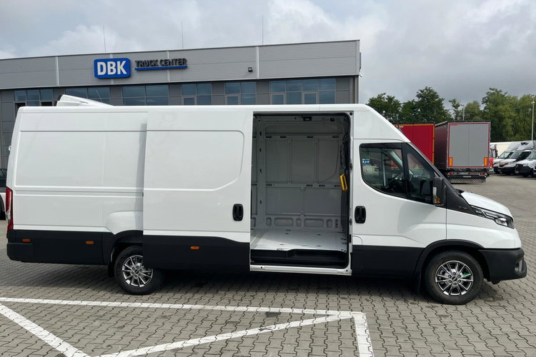 IVECO Daily 35S18H V zdjęcie 16