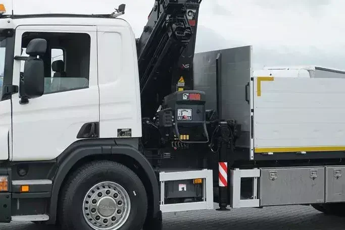 Scania P 320 / 6 X 2 / SKRZYNIOWY + HDS / HIAB 211 EP - 5 / OŚ SKRĘTNA / WYS. 14 M zdjęcie 26