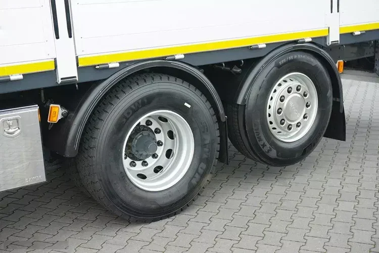 Scania P 320 / 6 X 2 / SKRZYNIOWY + HDS / HIAB 211 EP - 5 / OŚ SKRĘTNA / WYS. 14 M zdjęcie 29