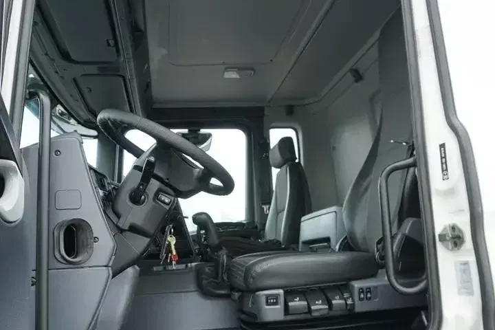 Scania P 320 / 6 X 2 / SKRZYNIOWY + HDS / HIAB 211 EP - 5 / OŚ SKRĘTNA / WYS. 14 M zdjęcie 9