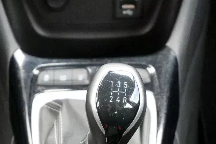 Opel crossland-x zdjęcie 13