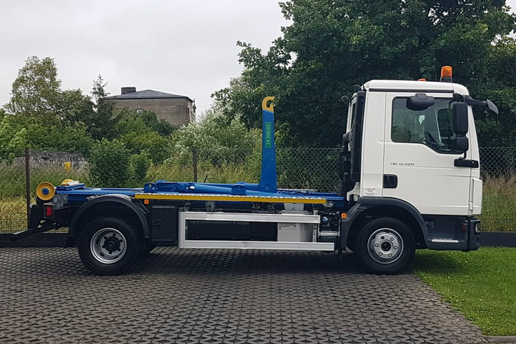 TGL 12.220 HAKOWIEC SKIBICKI 4x2 KLIMA DO KONTENERÓW MANUAL 12T POD KONTENER zdjęcie 16