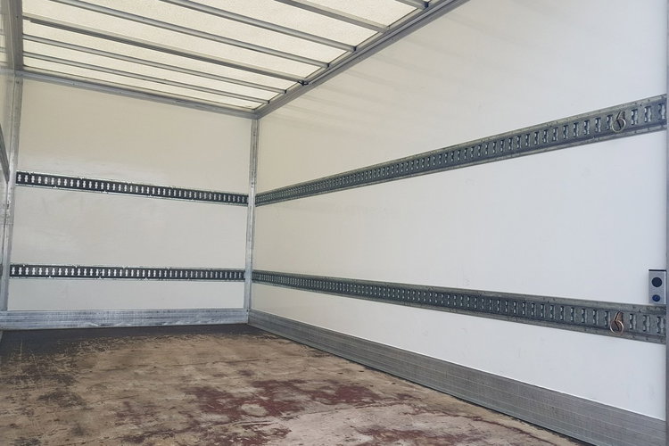 Renault Master KONTENER 8EP 4.21x2.23x2.22 KLIMA MANUAL KRAJOWY 6-BIEGÓW zdjęcie 24