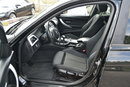 BMW 318 Klimatyzacja Nawigacja Zadbany El. Klapa KeyLessGo zdjęcie 7