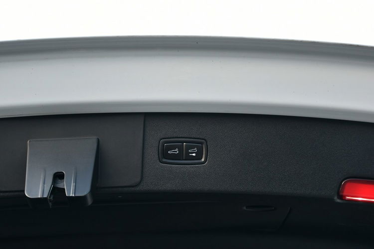 Porsche Cayenne 3.0 340KM 2019r. Salon FV23 4x4 Panorama LED Kamera360 HeadUp zdjęcie 31