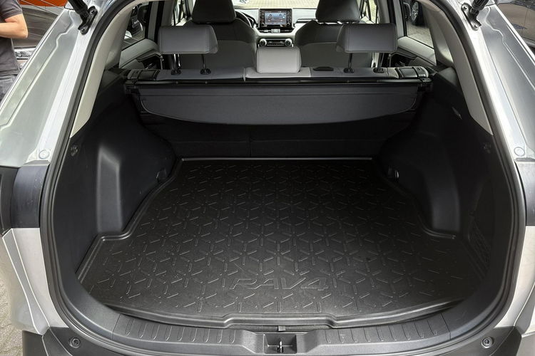 Toyota RAV-4 2.5 HSD EXECUTIVE, salon Polska, gwarancja, 4x2 zdjęcie 31