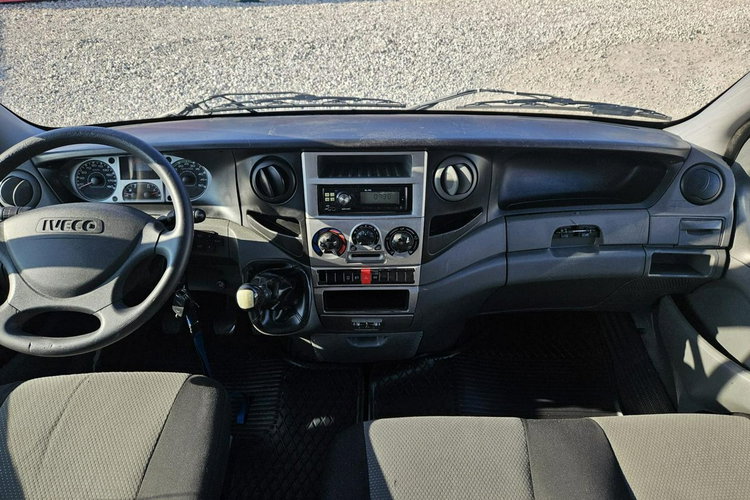 Iveco Daily brygadówka wywrotka zdjęcie 10