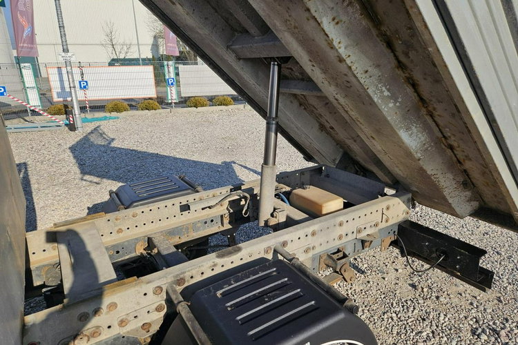 Iveco Daily brygadówka wywrotka zdjęcie 17