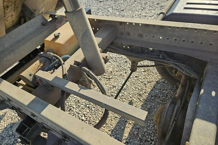 Iveco Daily brygadówka wywrotka zdjęcie 19